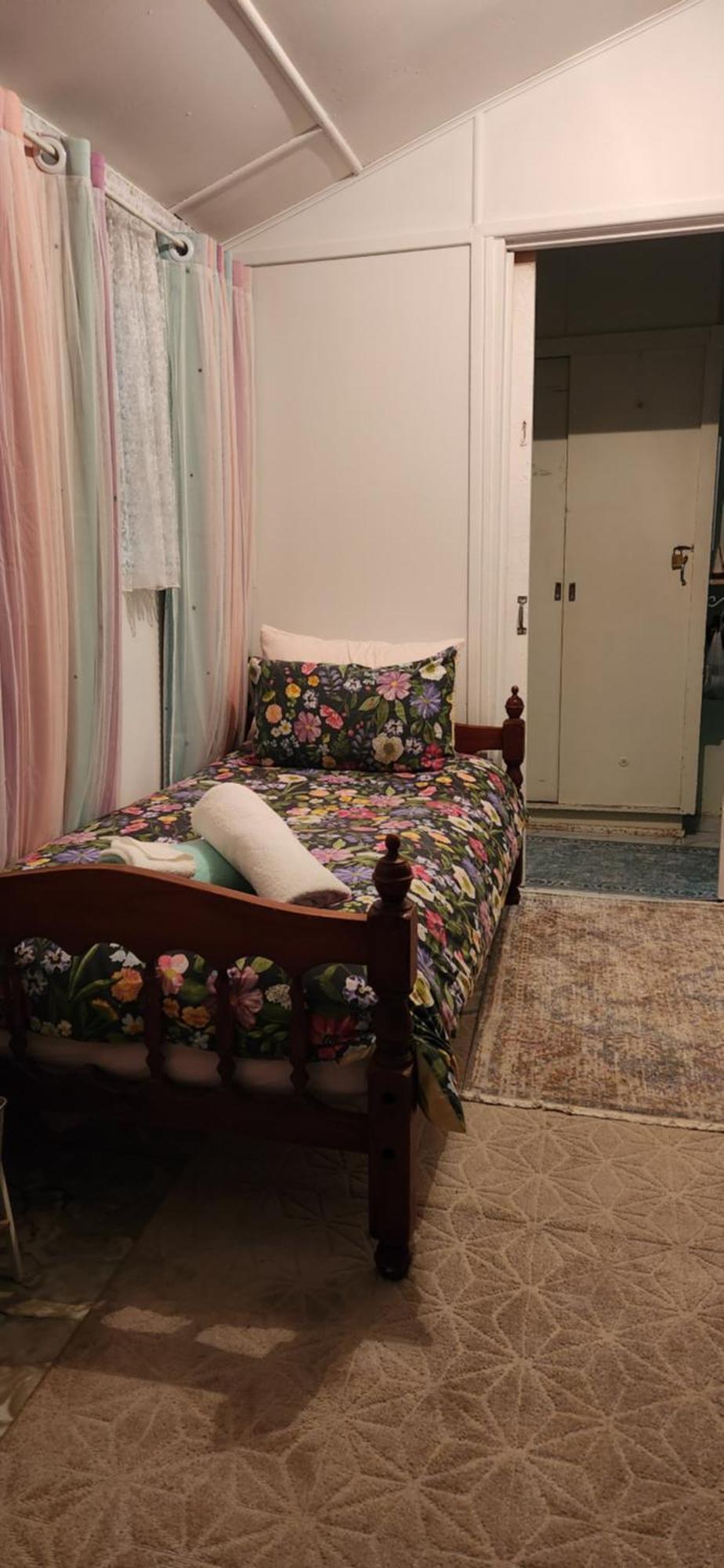 Mount Morgan Meyenburg Dorm Room מראה חיצוני תמונה